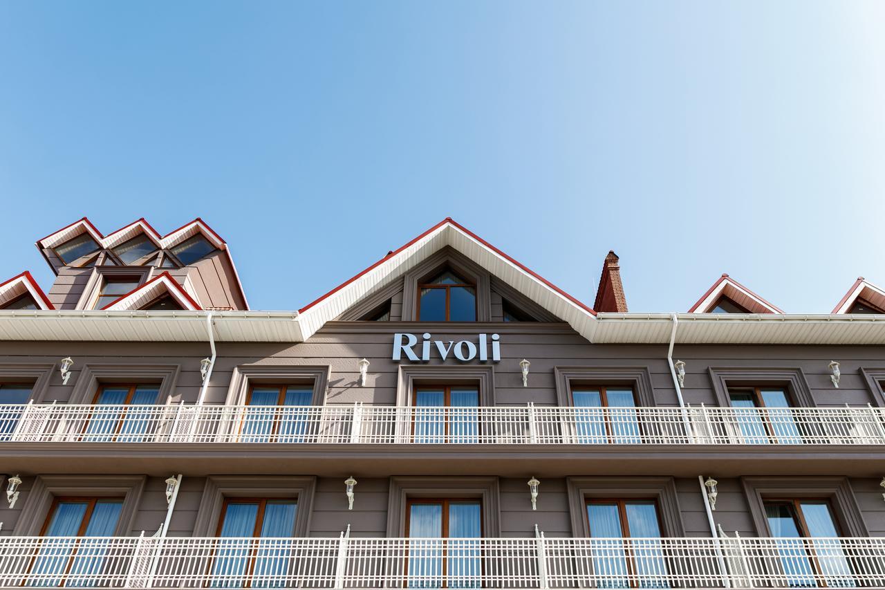Rivoli Hotel チェルニウツィー エクステリア 写真
